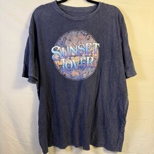 Southern Trend Sunset Lover Graphic T-Shirt